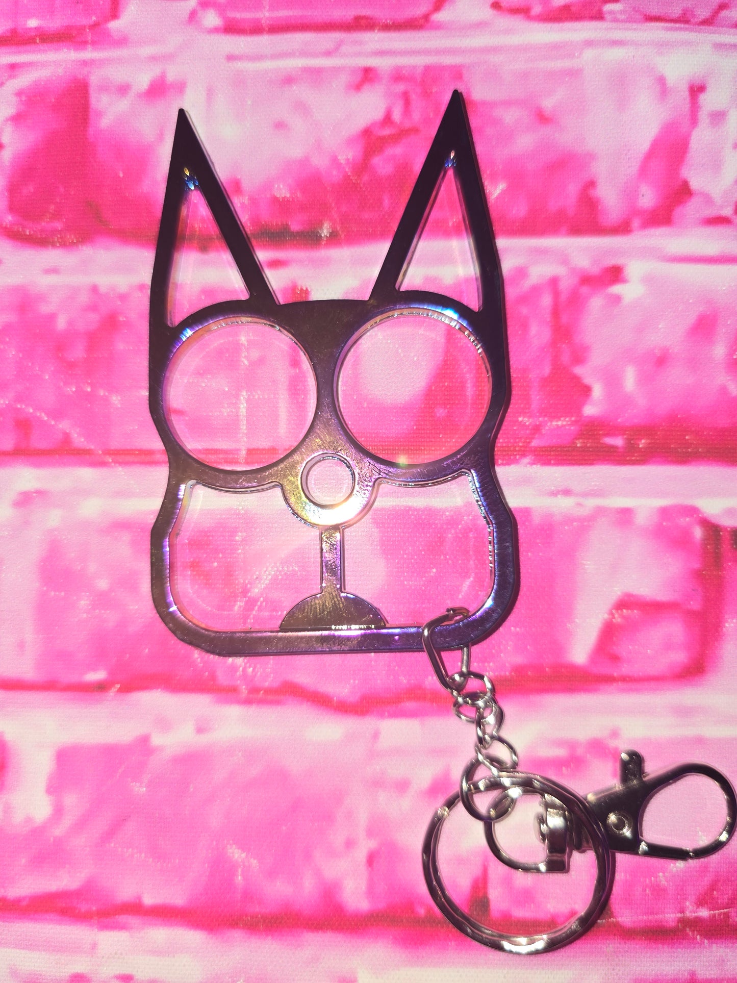 kitty knuckles