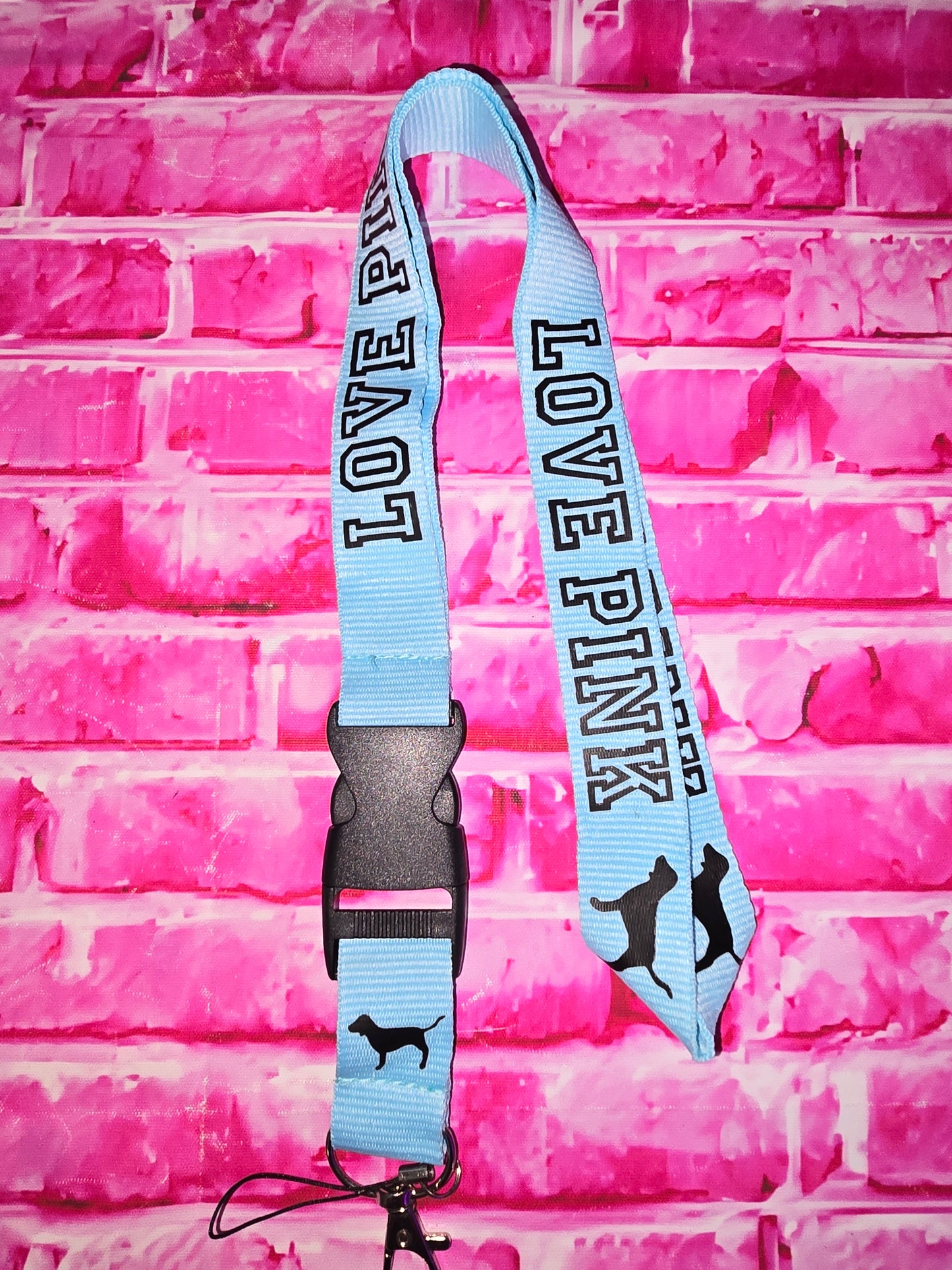 wristlets/lanyards for bundles